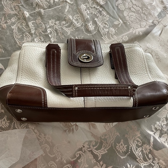 Vintage Coach Hamilton pebble leather handbag - Picture 7 of 11